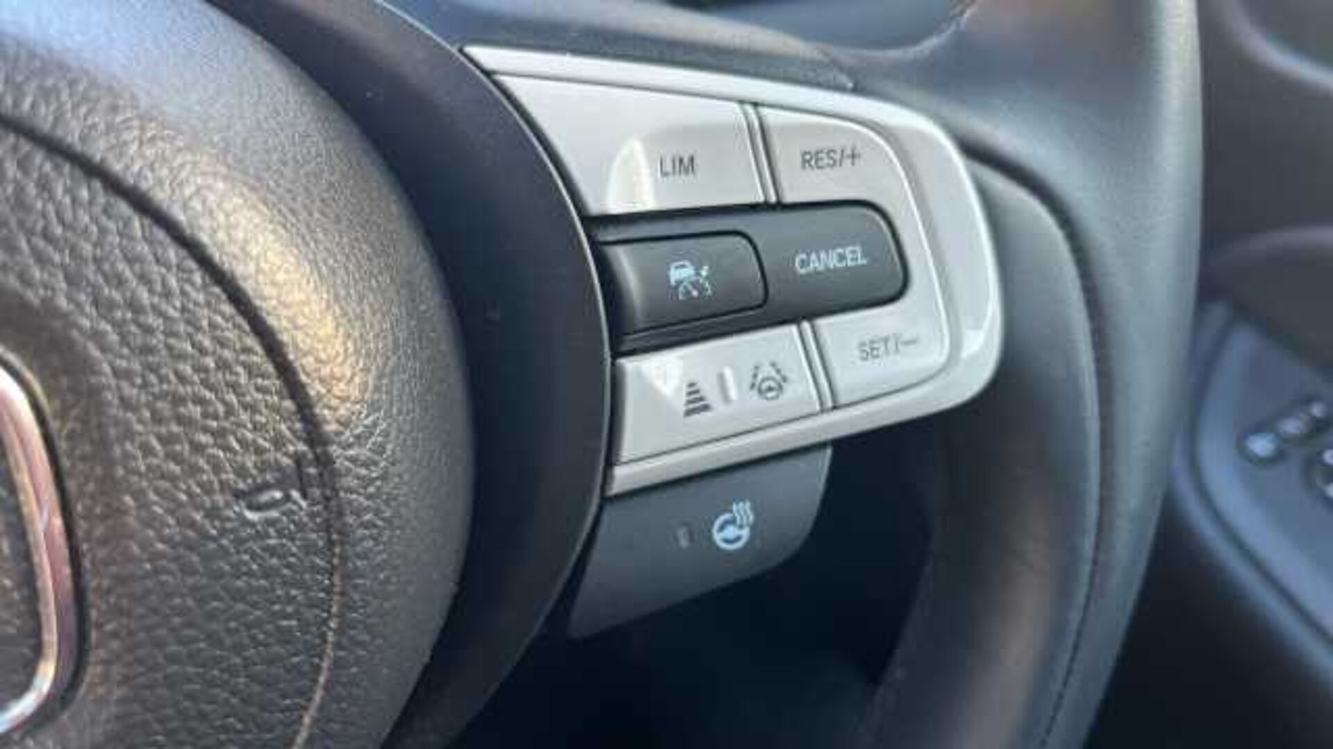 Honda Jazz 1.5 i-MMD Hybrid Crosstar Advance 5dr eCVT Hybrid Hatchback 