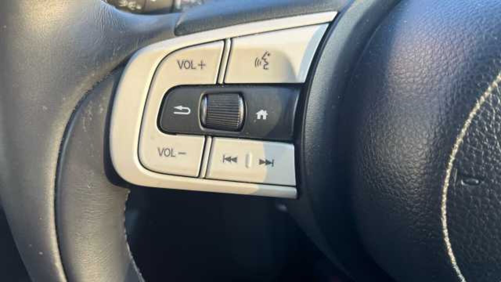 Honda Jazz 1.5 i-MMD Hybrid Crosstar Advance 5dr eCVT Hybrid Hatchback 