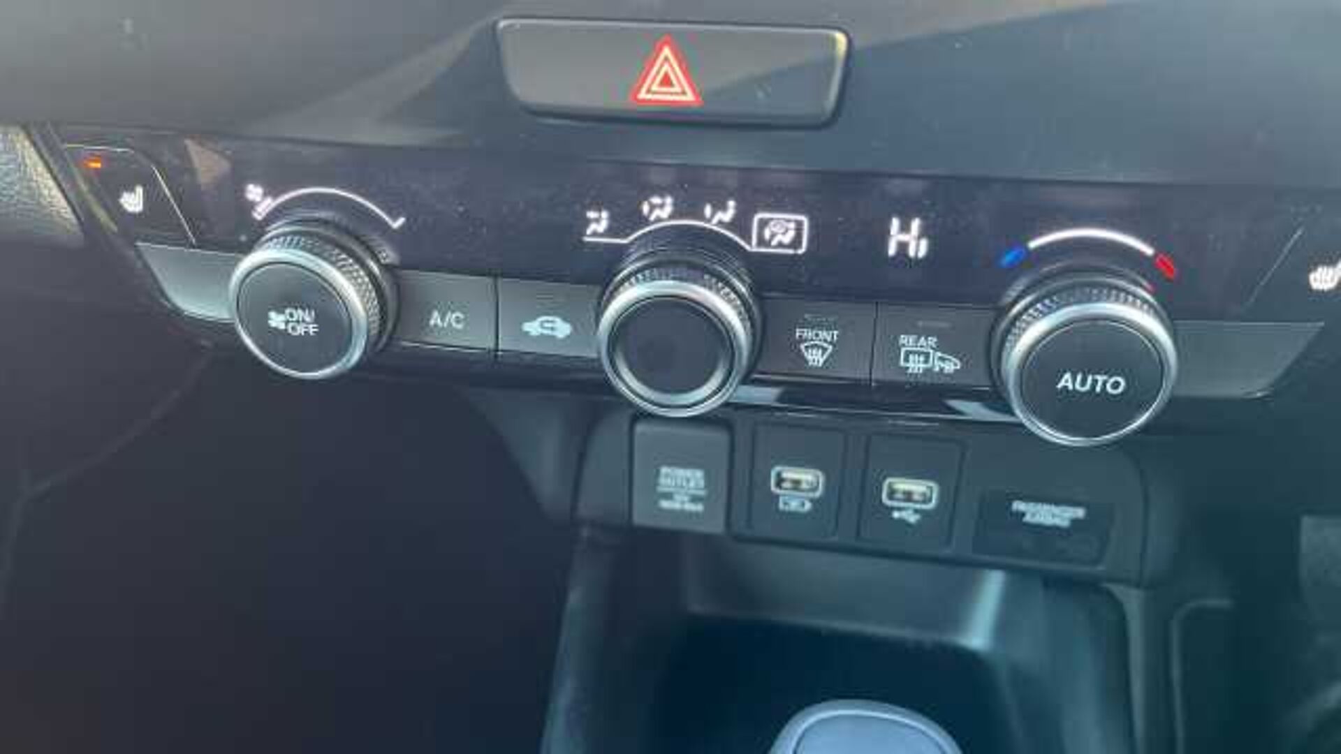 Honda Jazz 1.5 i-MMD Hybrid Crosstar Advance 5dr eCVT Hybrid Hatchback 