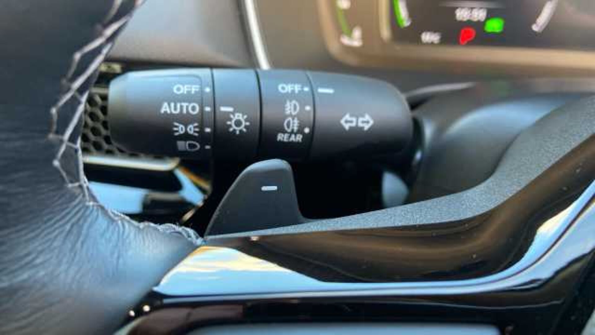 Honda Civic 2.0 eHEV Advance 5dr CVT Hybrid Hatchback 