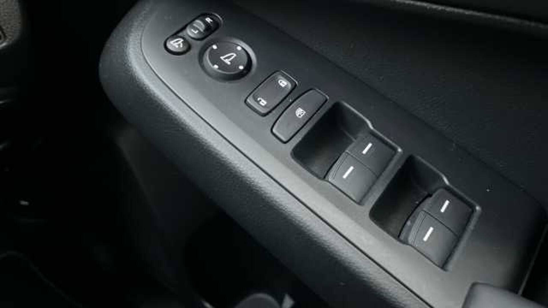 Honda HR-V 1.5 eHEV Advance Plus 5dr CVT Hybrid Hatchback 