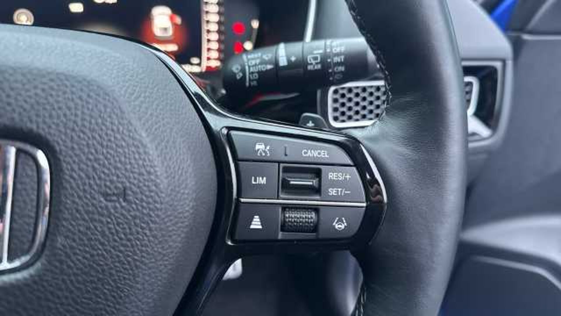 Honda Civic 2.0 eHEV Advance 5dr CVT Hybrid Hatchback 