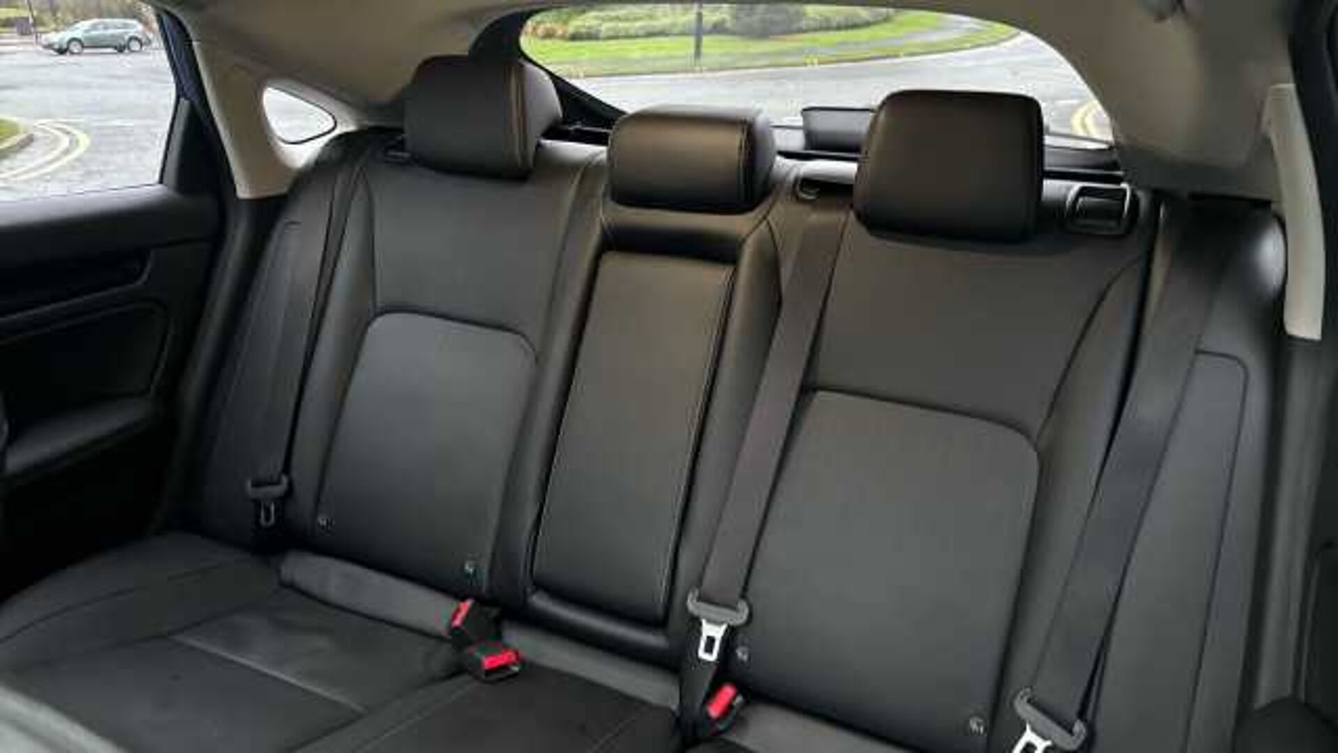 Honda Civic 2.0 eHEV Advance 5dr CVT Hybrid Hatchback 