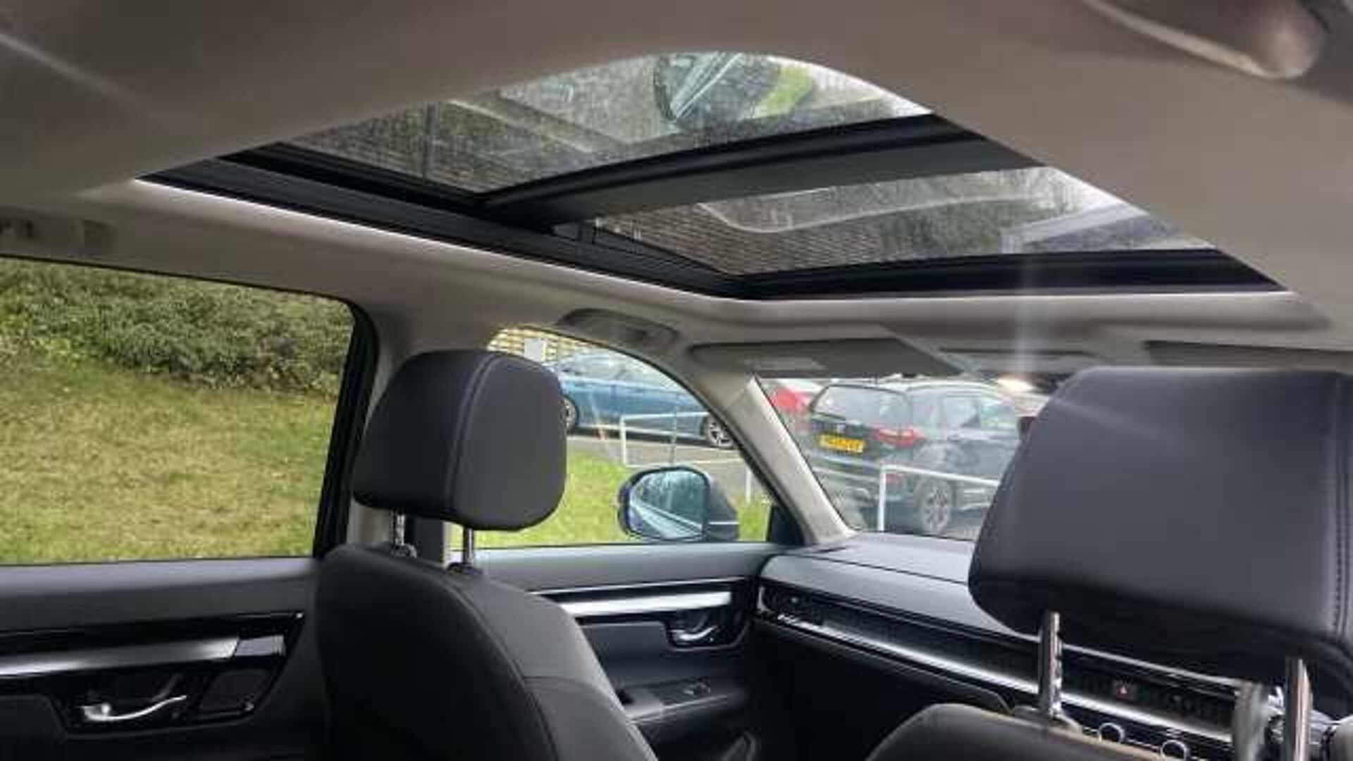 Honda CR-V 2.0 eHEV Advance 5dr eCVT Hybrid Estate 