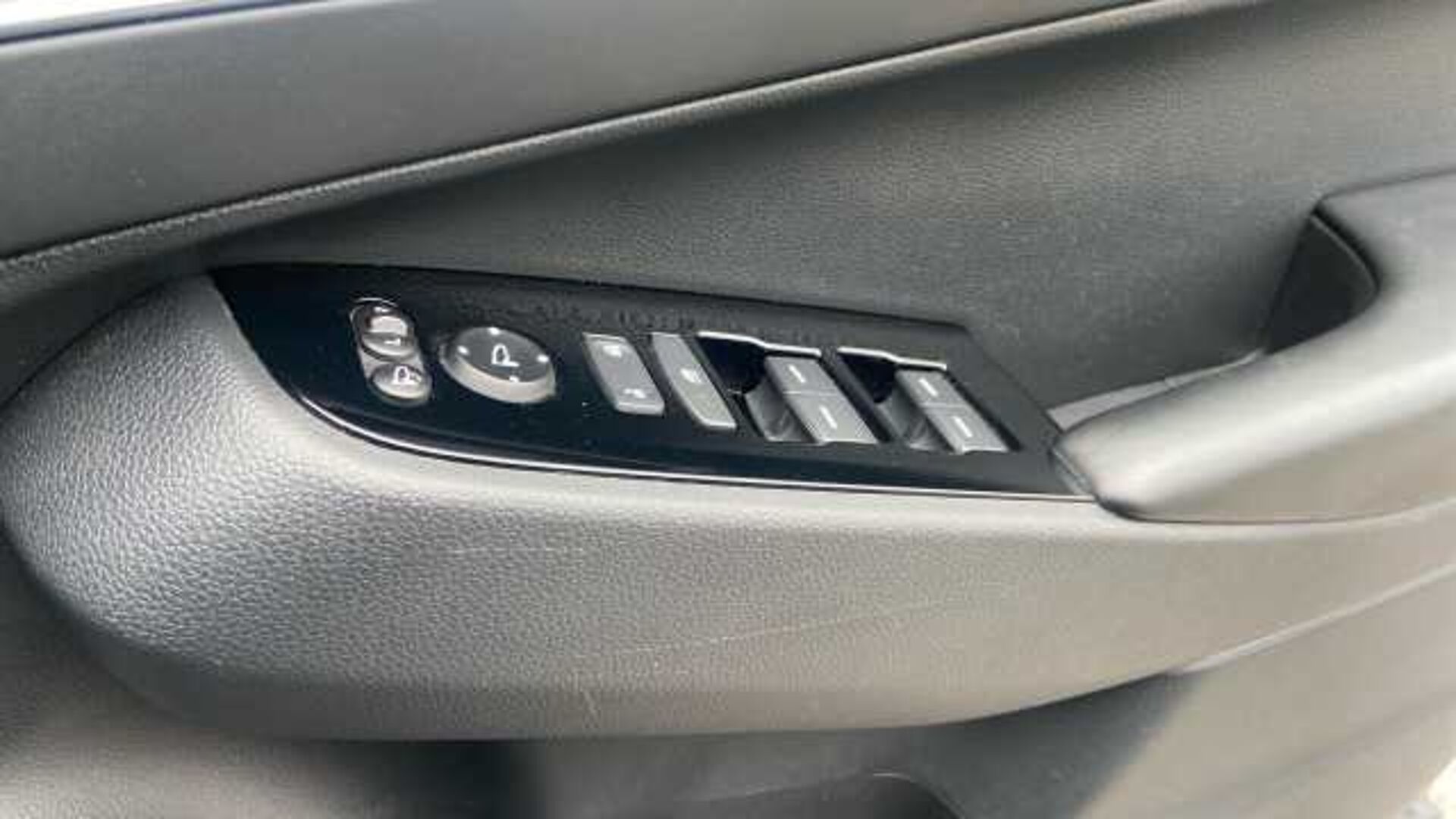 Honda HR-V 1.5 eHEV Advance 5dr CVT Hybrid Hatchback 