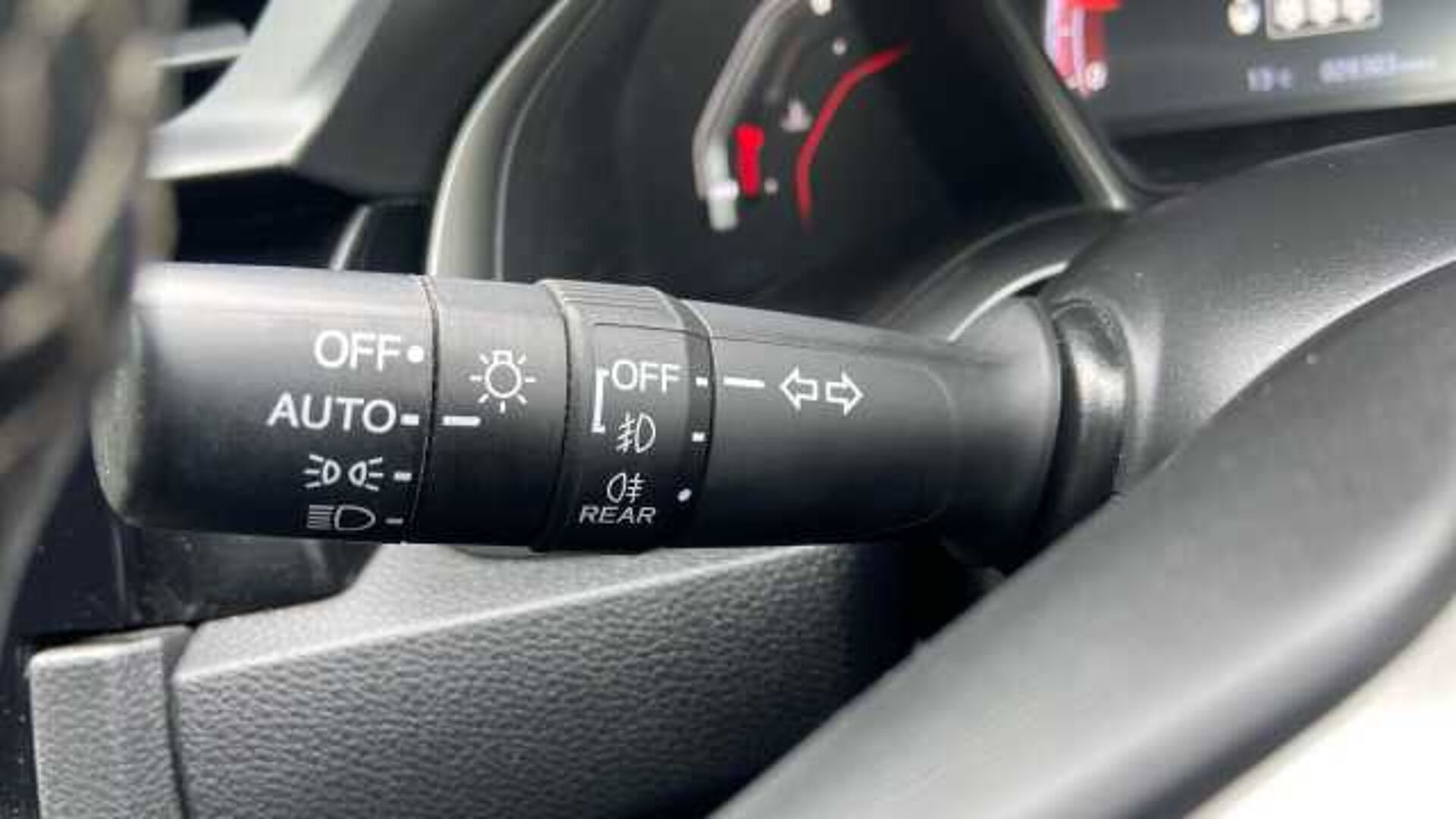 Honda Civic 1.5 VTEC Turbo Sport 5dr Petrol Hatchback 