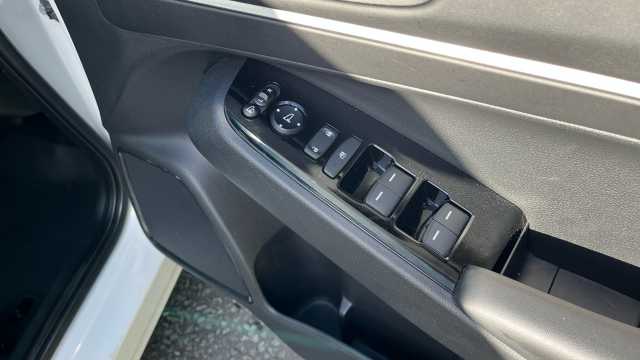 Honda HR-V 1.5 eHEV Advance 5dr CVT Hybrid Hatchback 