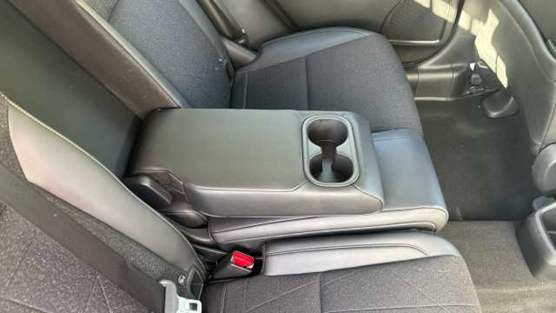 Honda HR-V 1.5 eHEV Advance 5dr CVT Hybrid Hatchback 