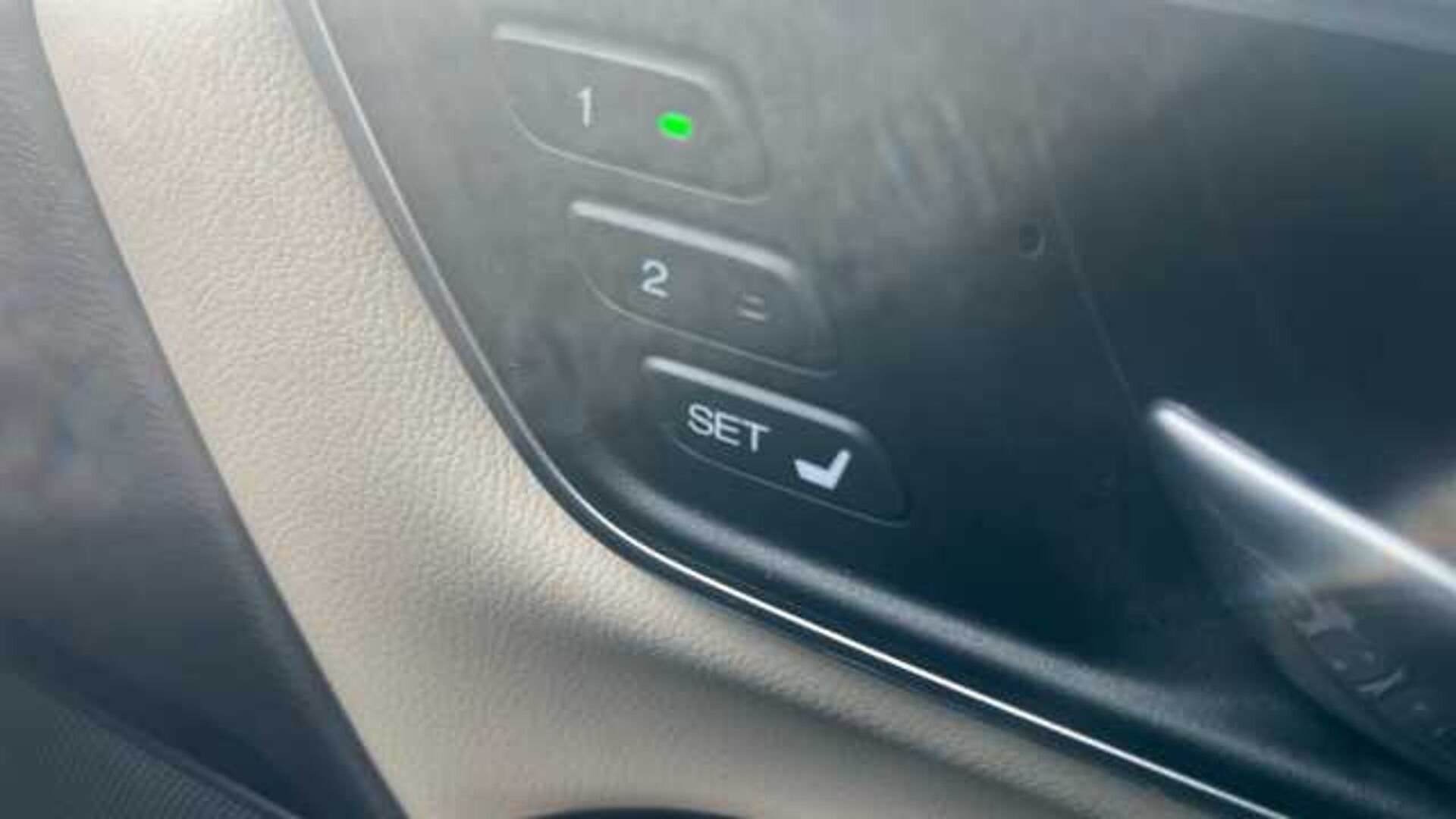 Honda CR-V 2.0 i-MMD Hybrid EX 5dr eCVT Hybrid Estate 