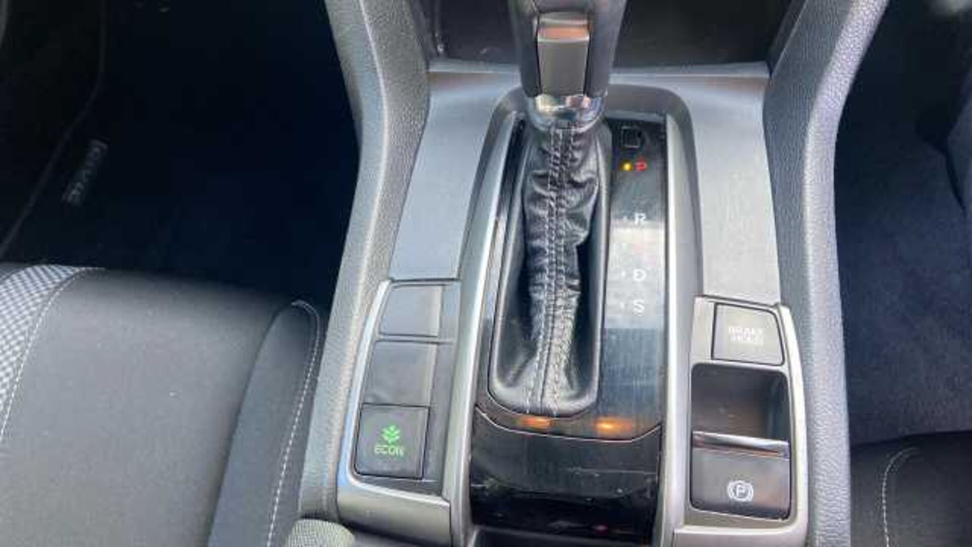 Honda Civic 1.5 VTEC Turbo Sport 5dr CVT Petrol Hatchback 