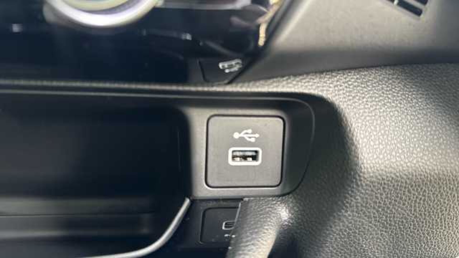 Honda HR-V 1.5 eHEV Advance 5dr CVT Hybrid Hatchback 