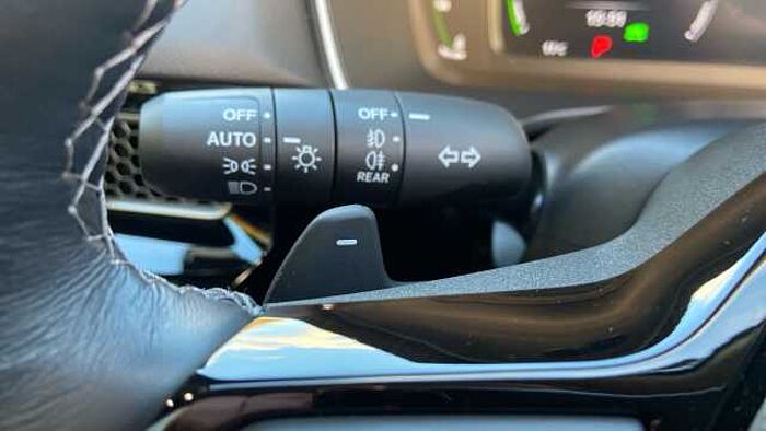 Honda Civic 2.0 eHEV Advance 5dr CVT Hybrid Hatchback 