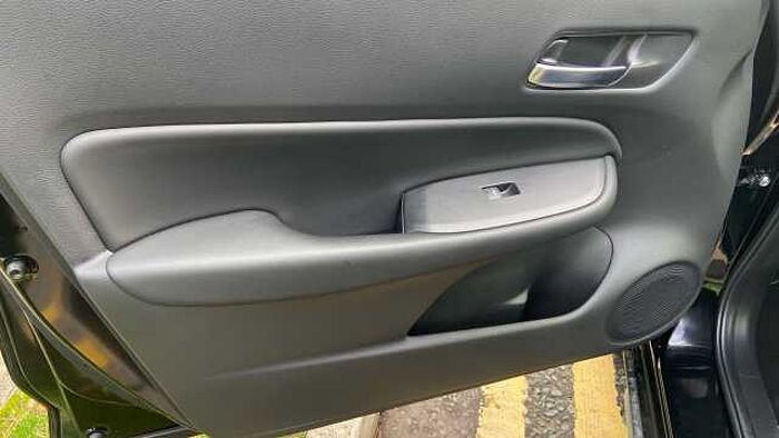 Honda Jazz 1.5 i-MMD Hybrid Crosstar Advance 5dr eCVT Hybrid Hatchback 