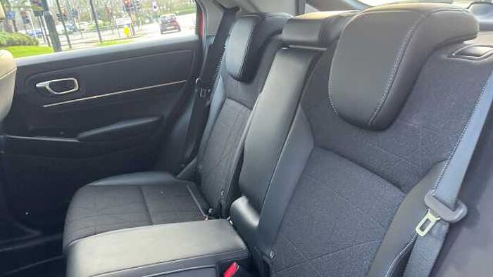 Honda HR-V 1.5 eHEV Advance 5dr CVT Hybrid Hatchback 