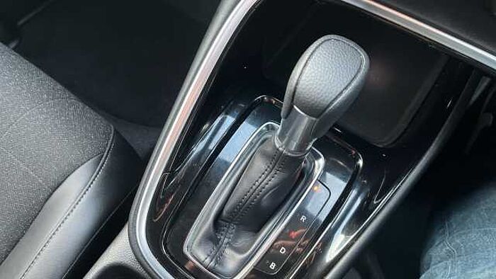 Honda HR-V 1.5 eHEV Advance 5dr CVT Hybrid Hatchback 