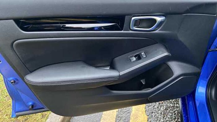 Honda Civic 2.0 eHEV Advance 5dr CVT Hybrid Hatchback 