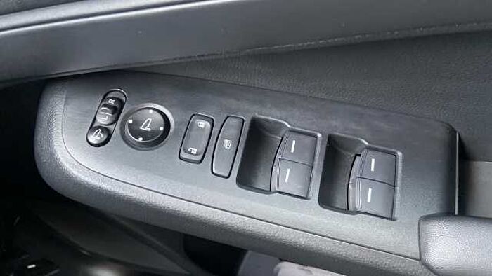 Honda HR-V 1.5 eHEV Elegance 5dr CVT Hybrid Hatchback 