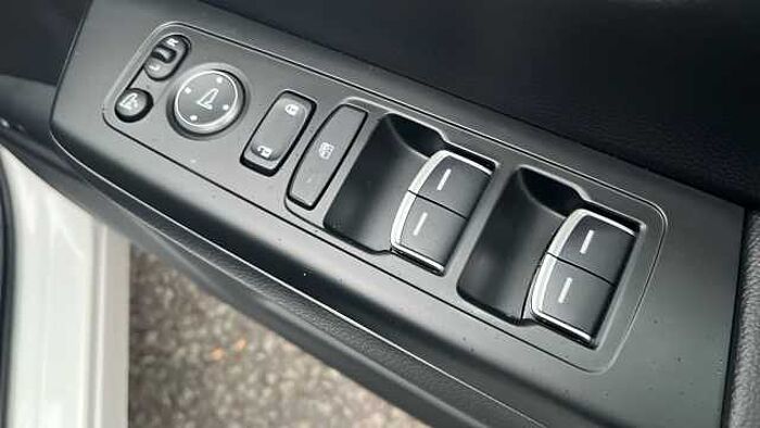 Honda CR-V 2.0 ePHEV Advance Tech 5dr eCVT Estate 