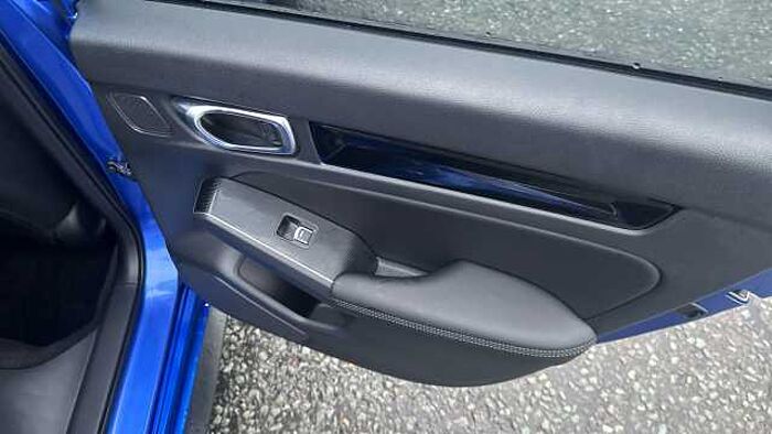 Honda Civic 2.0 eHEV Advance 5dr CVT Hybrid Hatchback 