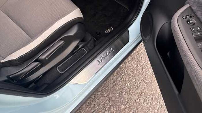 Honda Jazz 1.5 i-MMD Hybrid Crosstar EX 5dr eCVT Hybrid Hatchback 