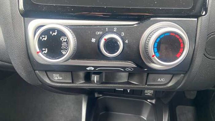 Honda Jazz 1.3 SE 5dr Petrol Hatchback 