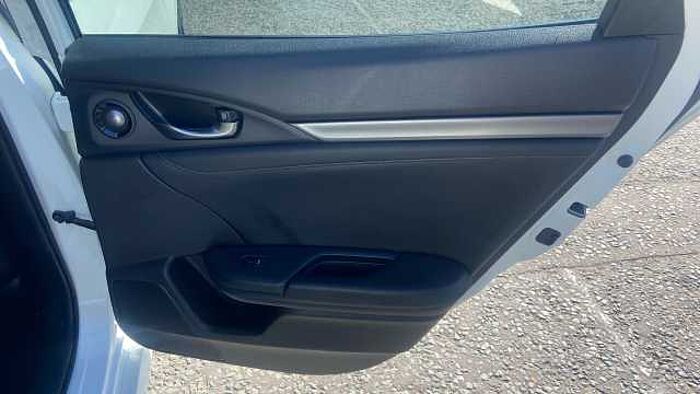 Honda Civic 1.5 VTEC Turbo Prestige 5dr CVT Petrol Hatchback 
