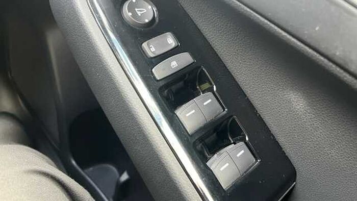 Honda HR-V 1.5 eHEV Advance 5dr CVT Hybrid Hatchback 