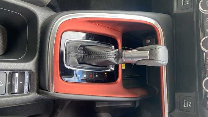 Honda HR-V 1.5 eHEV Advance Style 5dr CVT Hybrid Hatchback 