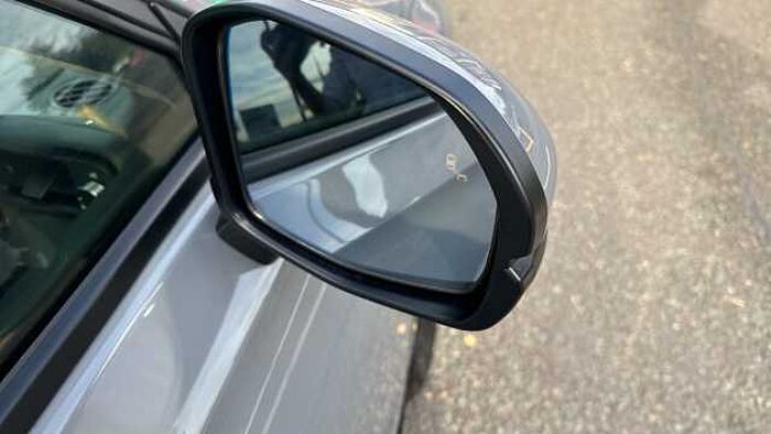 Honda HR-V 1.5 eHEV Advance 5dr CVT Hybrid Hatchback 